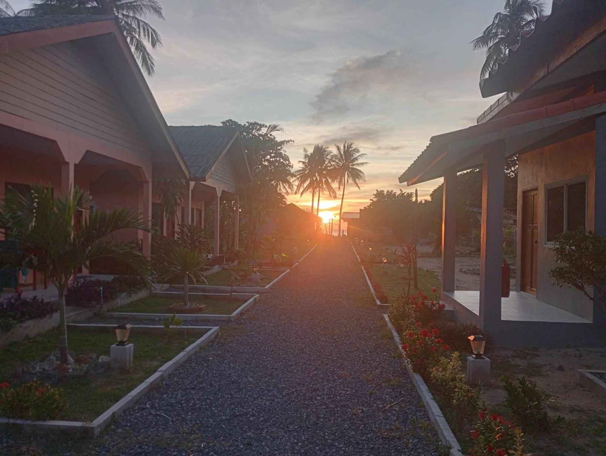 Scandinavian Beach Resort Ko Lanta Zewnętrze zdjęcie